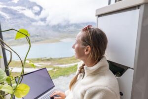 Digital Nomad Journeys: Real-Life Experiences