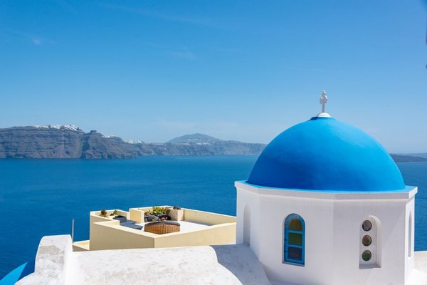 Santorini travel guide